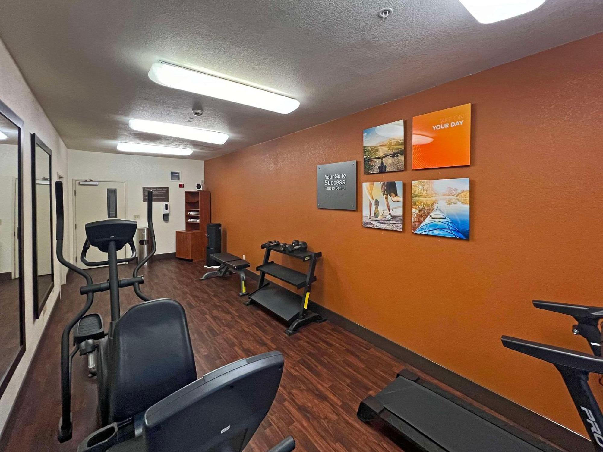 Comfort Suites Peoria Sports Complex Extérieur photo