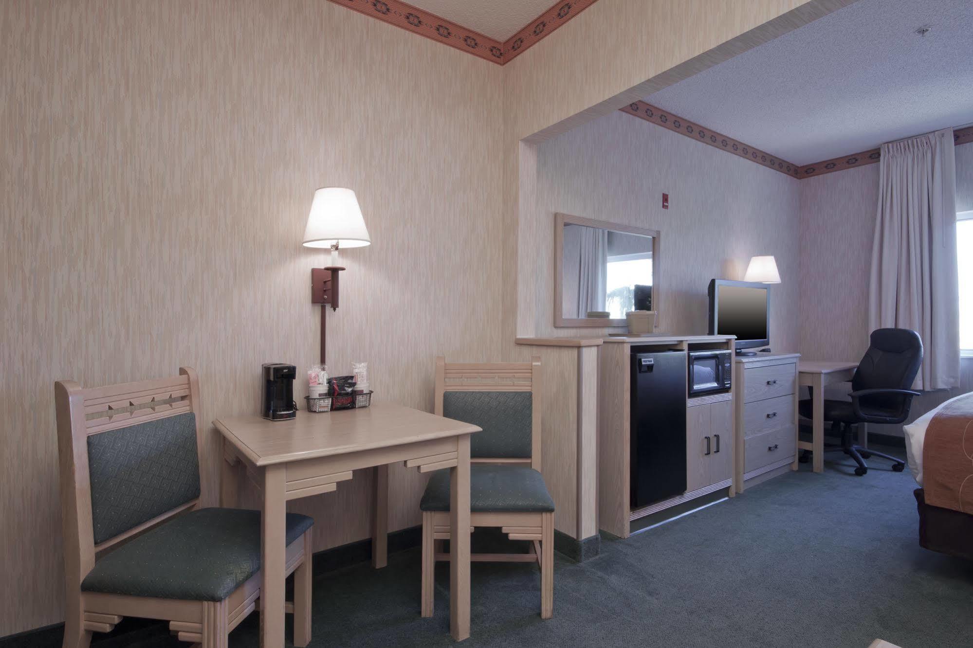 Comfort Suites Peoria Sports Complex Extérieur photo