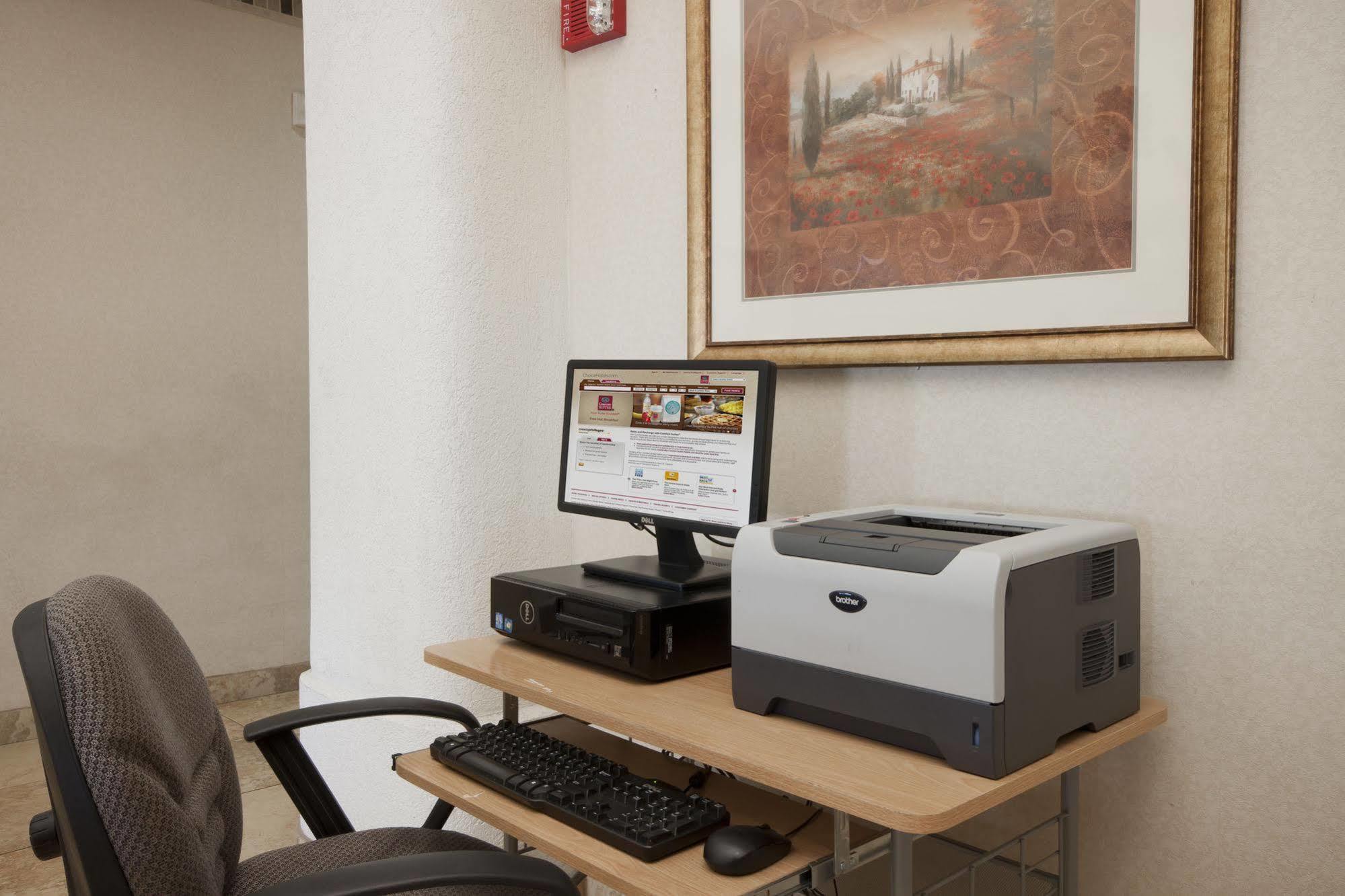 Comfort Suites Peoria Sports Complex Extérieur photo
